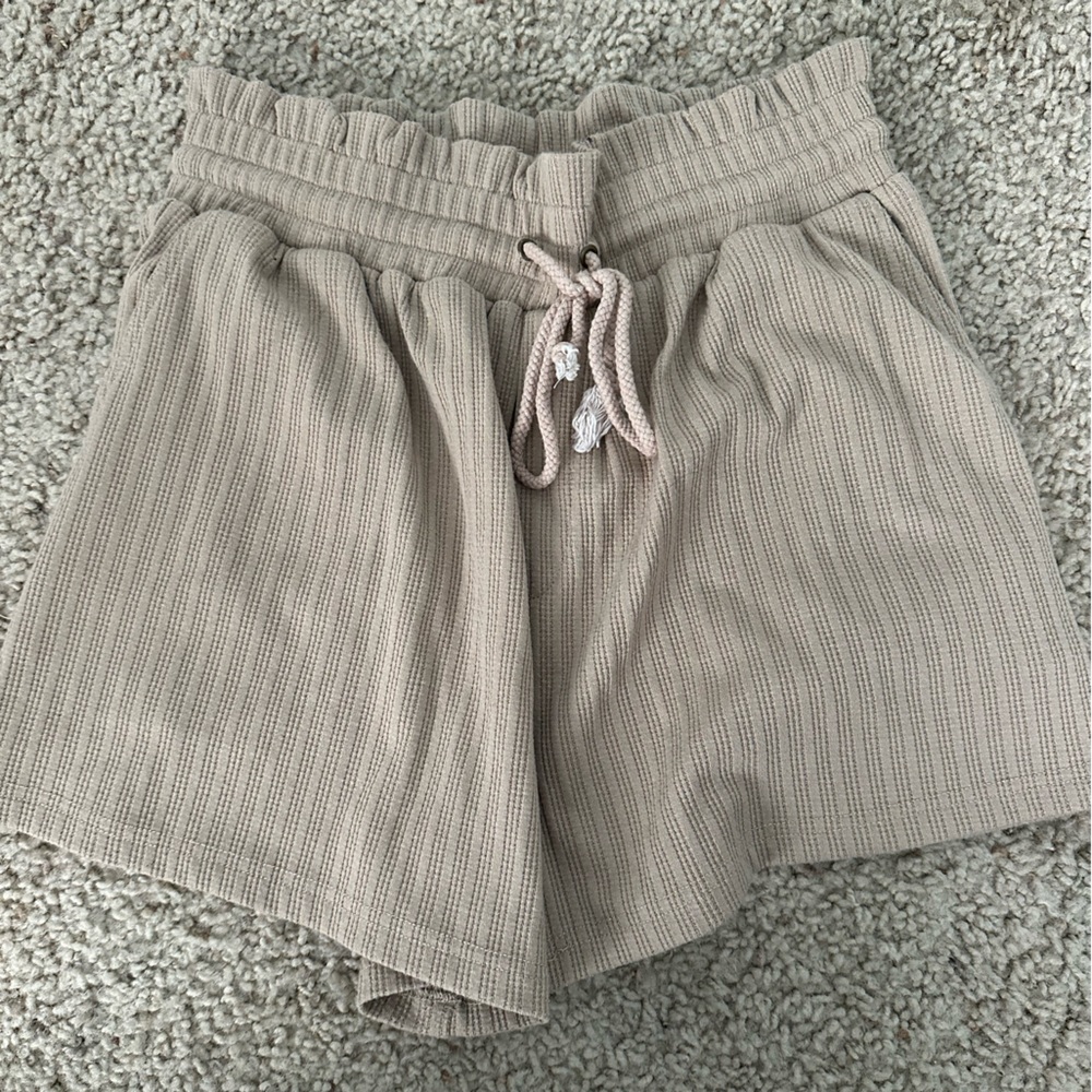 Scrunched Waistband Shorts